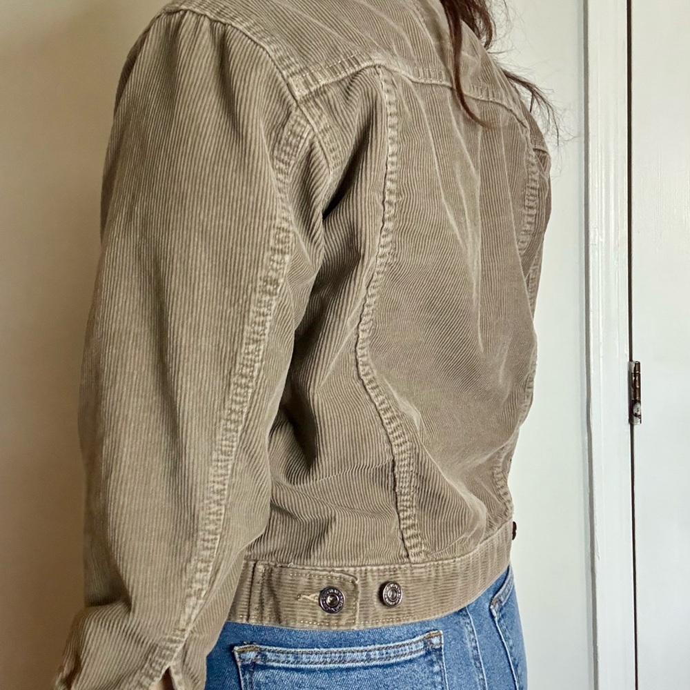 Old Navy Brown/Tan Women’s Corduroy Jacket - Picture 3 of 11